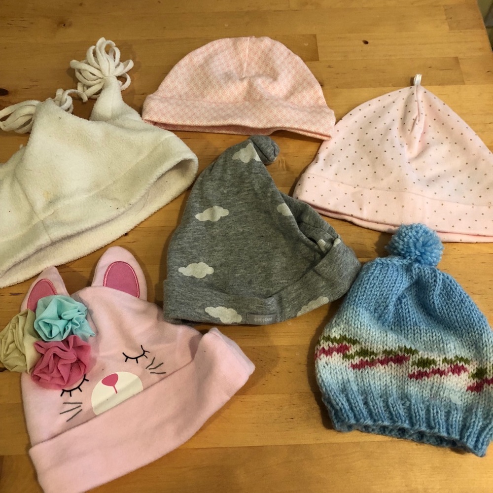 Baby girls hats 6 bundle